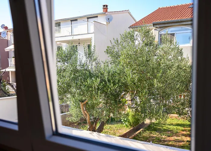Antonio Apartments